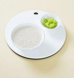 1. 쌀은 씻어서 20분 정도 불리고 대파는 송송 썬다.