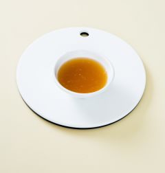 2. 분량의 레몬 소스 재료를 모두 섞는다.