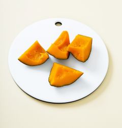 1. 단호박은 적당한 크기로 잘라서 부드러워질 때까지 20분 정도 찐다.