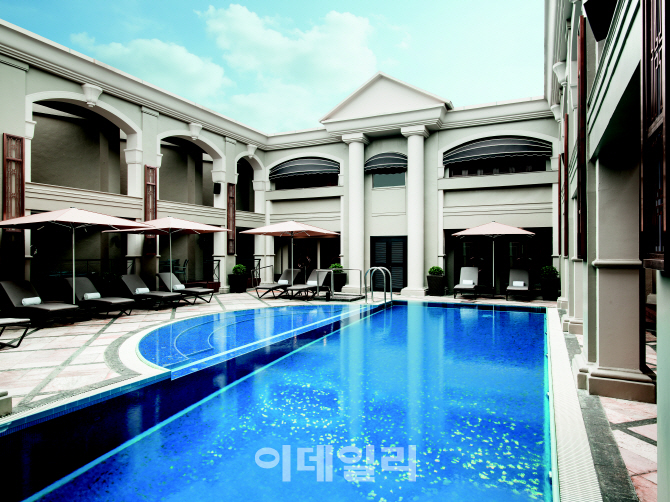 랭함 홍콩 호텔 루프톱 수영장