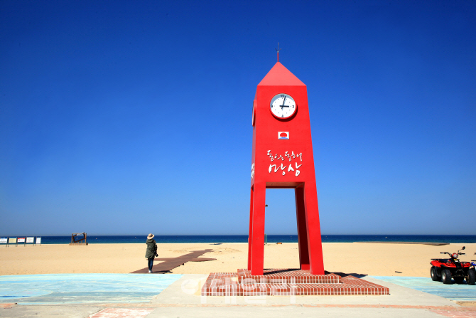 명사십리로 사랑받는 망상 해수욕장