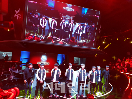 SK텔레콤 T1 선수단. 사진=노재웅 기자