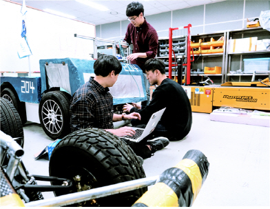 DGIST 오민호 학생팀이 UGRP를 진행하고 있는 모습. 사진=DGIST.