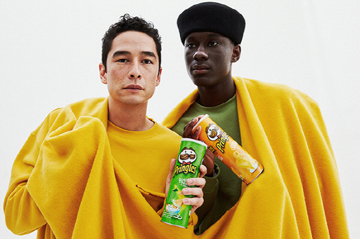 이터×프링글스 스웻셔츠 9종. (사진=무신사)