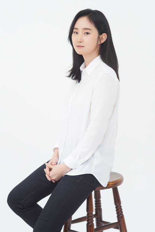 박해울 작가(사진=동아시아 출판사).