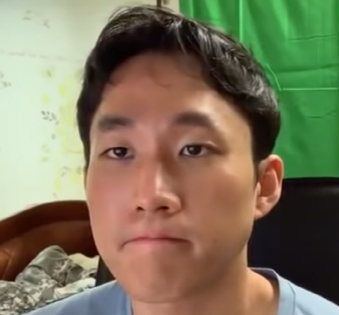 유튜브 ‘아임뚜렛’ 영상 캡처.