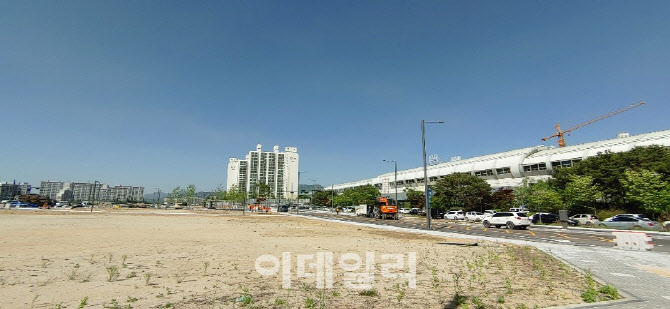경기도 양주시 양주신도시 내 경원선(지하철1호선)덕계역 앞 회천지구 현장 (사진=김용운 기자)