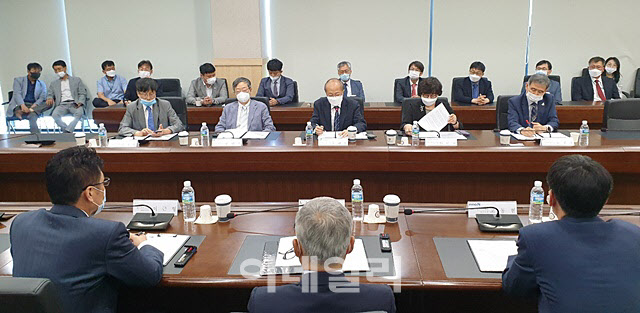 ‘한국화학연구원-CEVI융합연구단 기술이전 협약식’.