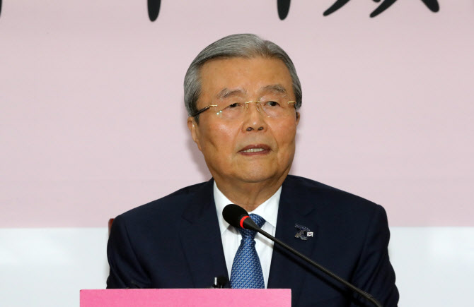 김종인 미래통합당 비상대책위원장이 22일 오전 서울 여의도 국회에서 열린 비상대책위원회의에서 발언하고 있다. (사진=연합뉴스)