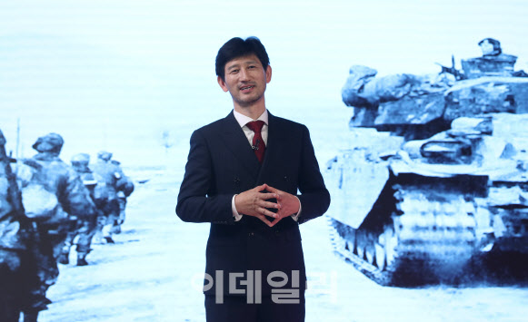 최영진 중앙대 정치국제학과 교수가 지난 22일 서울 중구 순화동 KG하모니홀에서 ‘위대한 생각’ 지상 강연 ‘워-스트래티지’ 한국전쟁 편을 강의하고 있다.(사진=노진환 기자)