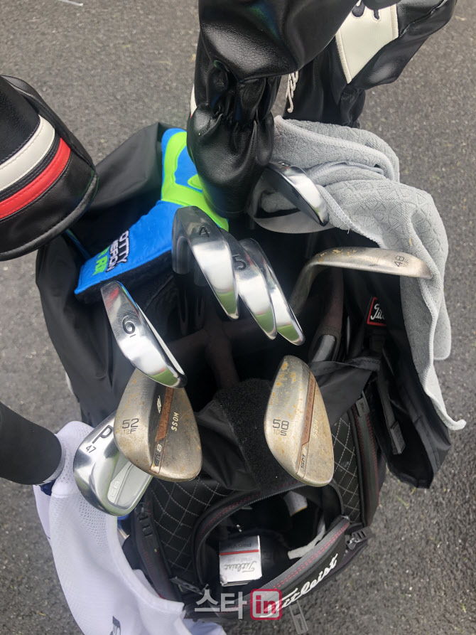 이소미의 골프백. (사진=임정우 기자)