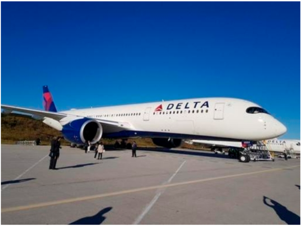 도미니카공화국에서 미국인 관광객이 사망하는 사고가 이어지자 미국의 델타항공이 도미니카공화국 푼타카나 국제공항행 고객들에게 항공편을 바꾸거나 취소해도 위약금을 청구하지 않기로 결정했다. /델타항공