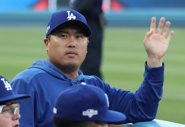 류현진이 토론토 블루제이스와 4년 8000만달러에 계약했다./연합뉴스