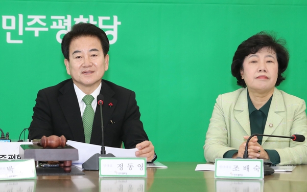 민주평화당 정동영(왼쪽) 대표/뉴시스