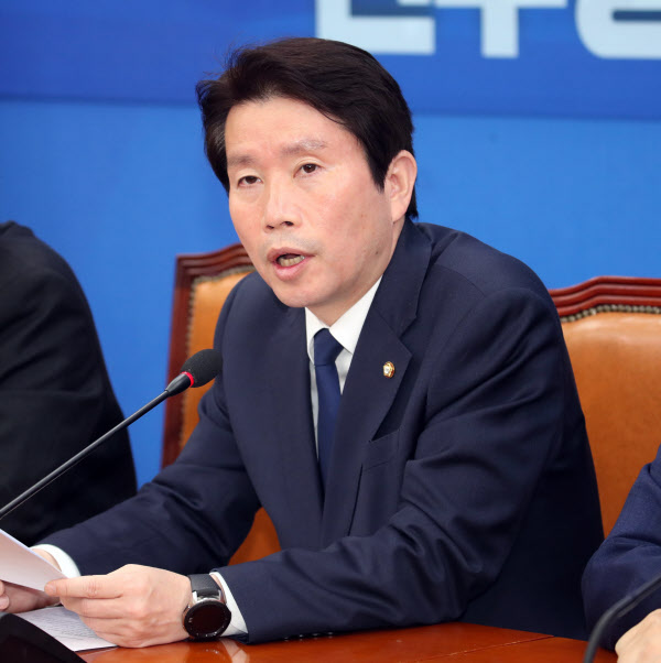 이인영 더불어민주당 원내대표/연합뉴스