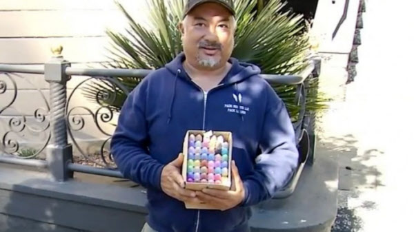 현지 매체와 인터뷰한 제임스 주아닐로씨./KGO