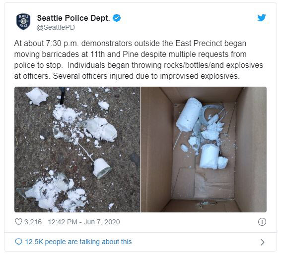 워싱턴주 시애틀 경찰국은 6일 트위터에 깨진 폭발물로 추정되는 사진과 함께 "시위대가 돌멩이·유리병 등을 던지고 폭발물을 경찰관에 던졌다"며 "몇몇 경찰관이 급조 폭발물에 다쳤다"고 적었다. 그러나 WP에 따르면 해당 물체는 폭발물이 아닌 유리가 동봉된 양초로 밝혀졌다. /트위터 캡처
