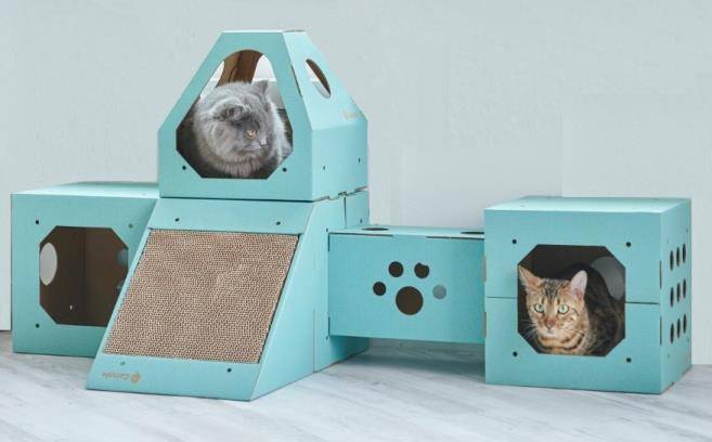 바이페이퍼의 캣쓸은 친환경 종이로 만든 캣타워다.