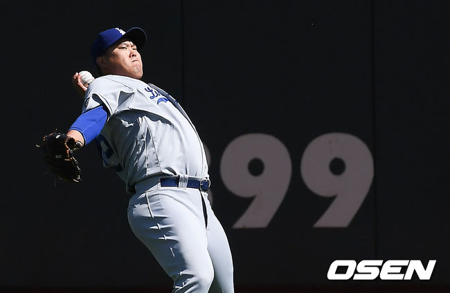 [OSEN=샌프란시스코(미국 캘리포니아주),박준형 기자]경기에 앞서 류현진이 롱토스 캐치볼을 하고 있다. / soul1014@osen.co.kr