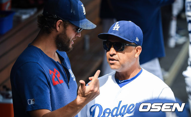 [OSEN=박준형 기자] 커쇼-로버츠 감독 / soul1014@osen.co.kr