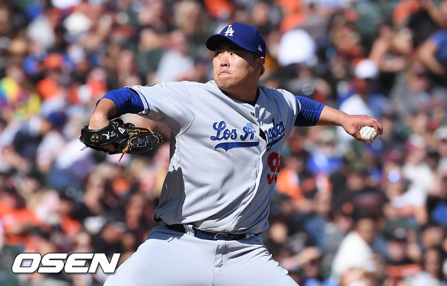 [OSEN=샌프란시스코(미국 캘리포니아주),박준형 기자]6회말 다저스 류현진이 역투하고 있다. /soul1014@osen.co.kr