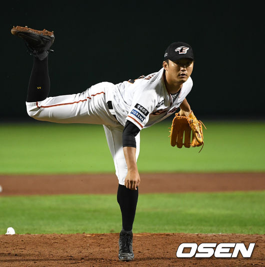 [OSEN=대전, 이대선 기자] 한화 안영명이 역투하고 있다. /sunday@osen.co.kr
