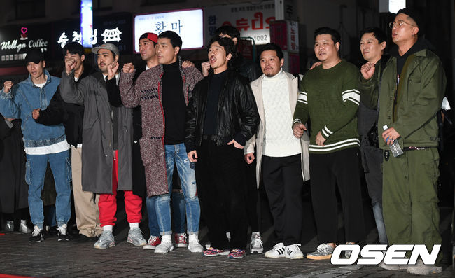 [OSEN=최규한 기자]스토브리그 출연진들이 종방연에 참석하며 포즈를 취하고 있다. /dreamer@osen.co.kr