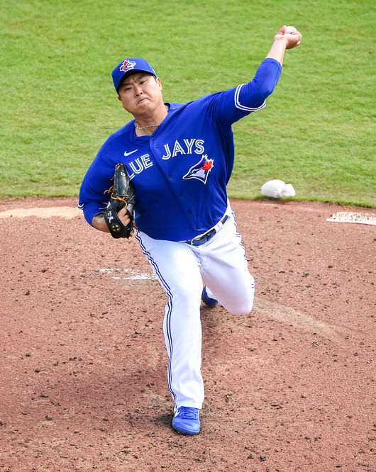 [OSEN=더니든(미국 플로리다주), 박준형 기자]2회초 토론토 선발투수 류현진이 역투하고 있다. /soul1014@osen.co.kr