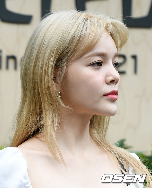 [OSEN=김성락 기자]가수 지민이 포즈를 취하고 있다./ksl0919@osen.co.kr