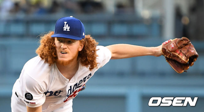 [OSEN=로스앤젤레스(미 캘리포니아주), 지형준 기자]1회초 다저스 메이가 역투하고 있다. /jpnews@osen.co.kr