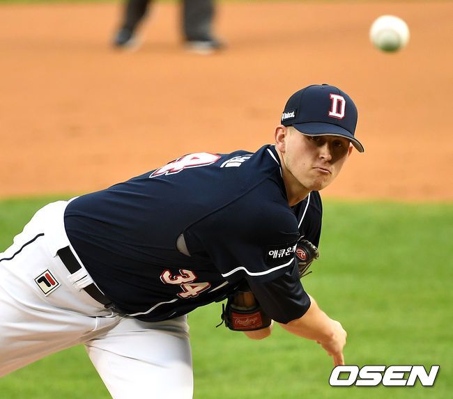 [OSEN=잠실, 최규한 기자]두산 선발 플렉센이 힘차게 공을 뿌리고 있다. / dreamer@osen.co.kr