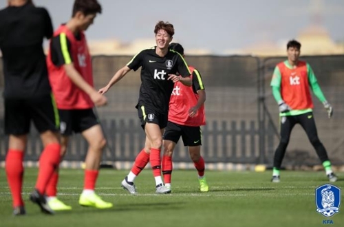 자체 미니게임을 펼치는 축구대표팀[대한축구협회 제공]