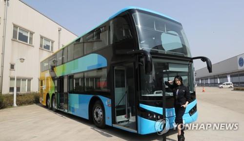 능동형 안전 시스템 갖춘 상용차[연합뉴스 자료사진]