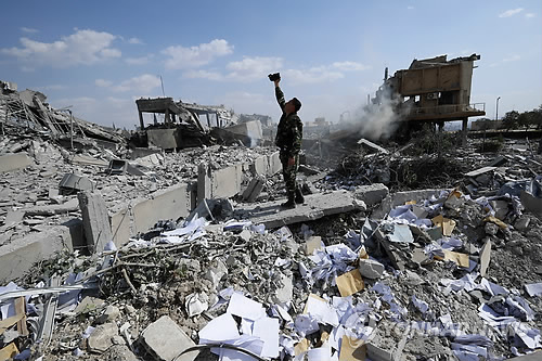 공습으로 폐허된 시리아 수도 다마스쿠스 [로이터=연합뉴스 자료사진]