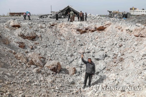 시리아 반군 지역의 러시아군 공습 현장    [AFP=연합뉴스]