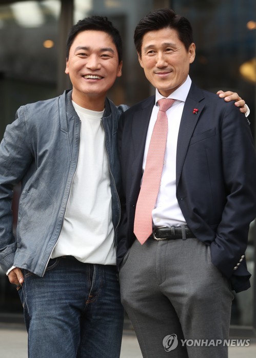 우리가 '도시경찰'(서울=연합뉴스) 류효림 기자 = MBC에브리원 '도시경찰'의 배우 조재윤과 이대우 형사과장이 18일 서울 여의도의 한 카페에서 연합뉴스와 인터뷰에 앞서 포즈를 취하고 있다. 2019.3.19 ryousanta@yna.co.kr