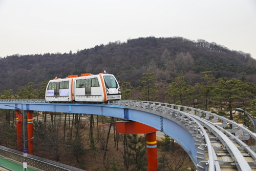 월미궤도차량 시운전[인천교통공사 제공]