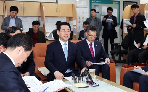 간담회 하는 김영록 지사[전남도 제공]