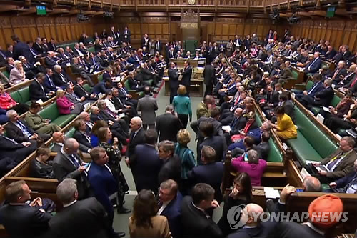 브렉시트 연기법안 투표 결과 기다리는 英 하원 [AFP=연합뉴스]