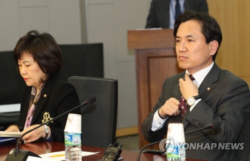 토론회 참석한 김진태-김순례[연합뉴스 자료사진]