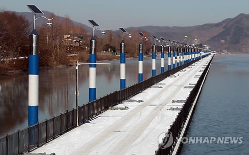 2012년 12월 준공 당시 탄금호 중계도로 [연합뉴스 자료사진]