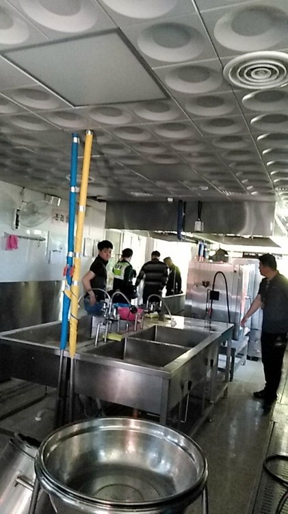 불이 난 유치원 조리실[경기도소방재난본부 제공]