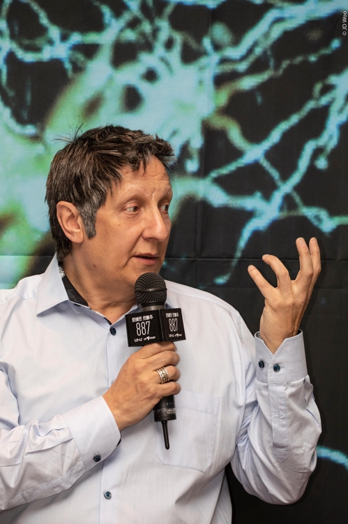 캐나다 연출가 로베르 르빠주[LG아트센터 제공]