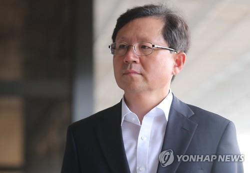 윤갑근 전 고검장 [연합뉴스 자료사진]