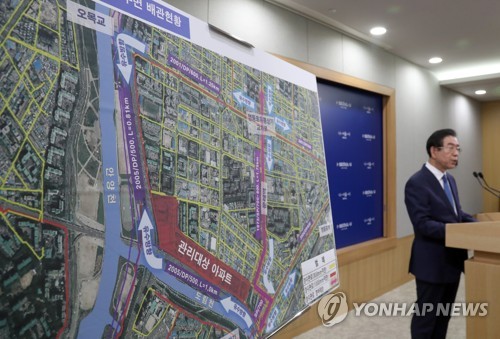 노후 상수도관 138km 조기 교체 밝히는 박원순 서울시장(서울=연합뉴스) 정하종 기자 = 박원순 서울시장이 26일 오후 서울 시청 브리핑룸에서 문래동 수질 정상화 대책을 발표하고 있다. 2019.6.26 chc@yna.co.kr