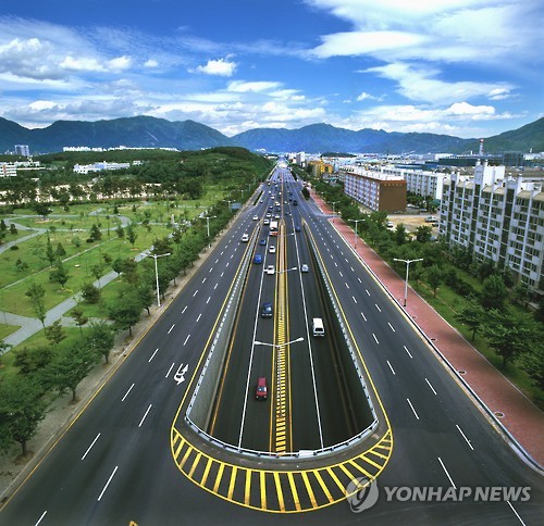 창원대로 전경[연합뉴스 자료사진]