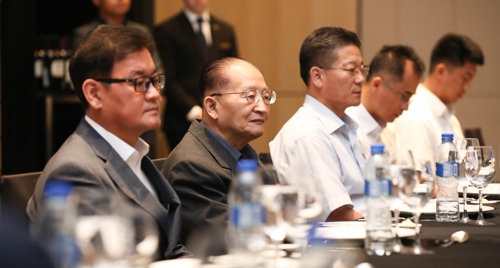 25일 열린 아태평화협력 국제대회 '평화협력 라운드 테이블'[경기도 제공. 재판매 및 DB 금지]