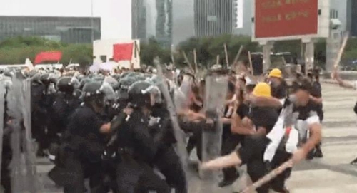 中인민일보, 선전서 육해공 대규모 진압 훈련 공개[인민일보 화면 캡처]