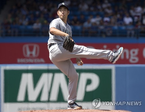 기쿠치, 공 96개로 완봉승(토론토 AP=연합뉴스) 시애틀 매리너스 좌완 기쿠치 유세이가  19일 캐나다 온타리오주 토론토 로저스센터에서 열린 2019 미국프로야구 메이저리그 토론토 블루제이스와의 방문 경기에 선발 등판해 역투하고 있다. 이날 기쿠치는 공 96개를 던지며 9이닝 2피안타 무실점의 완봉승을 거뒀다.