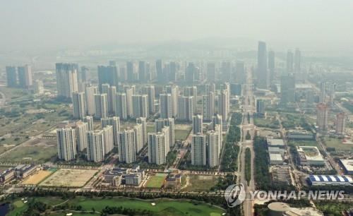 GTX B노선 들어서는 인천 송도국제도시(인천=연합뉴스) 윤태현 기자 = 광역급행철도(GTX) B노선 사업의 예비타당성 조사가 통과된 21일 GTX B노선 시작점으로 알려진 인천시 연수구 송도동 일대. 2019.8.21